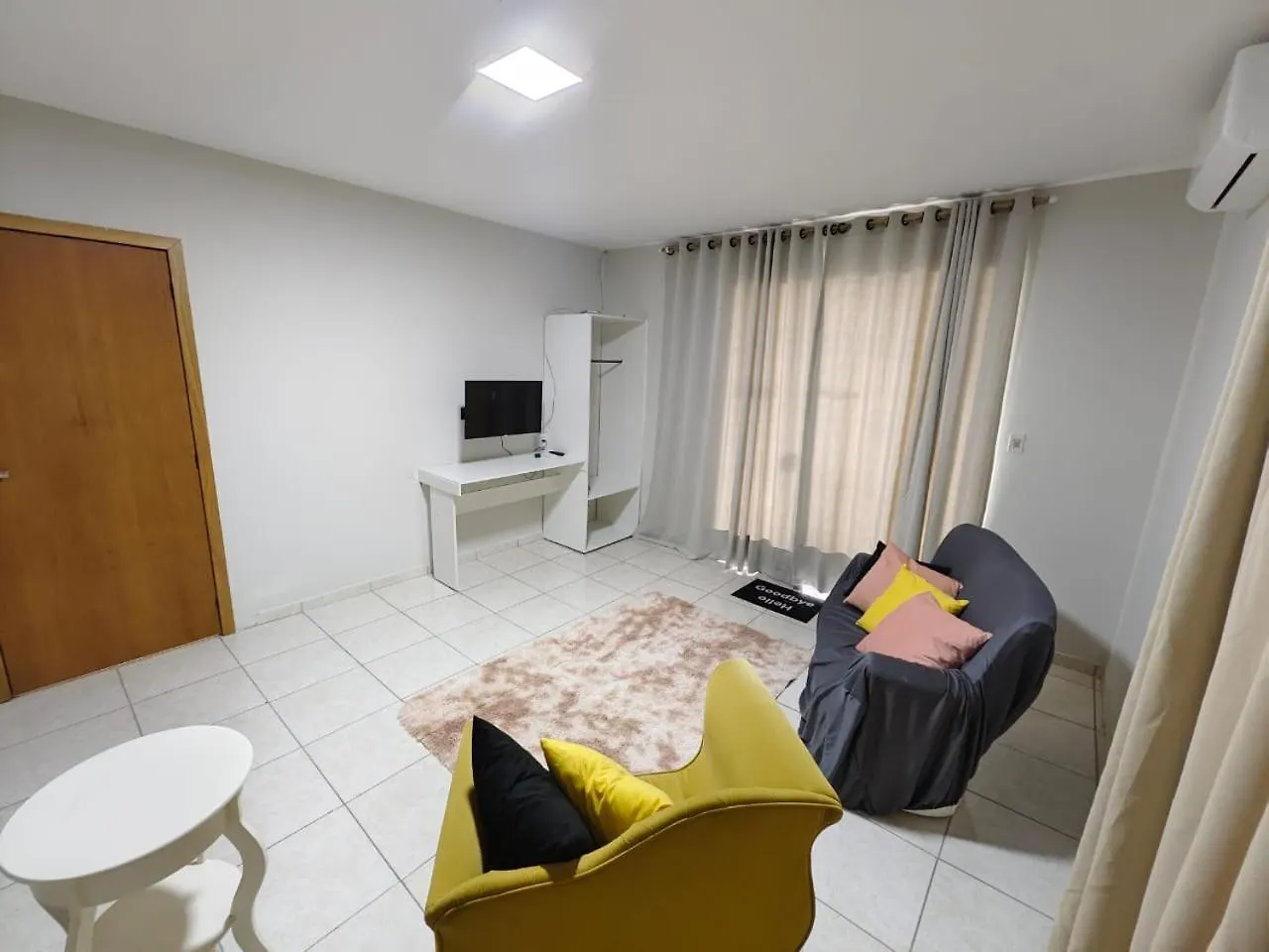 Central House Itajaí 0*,